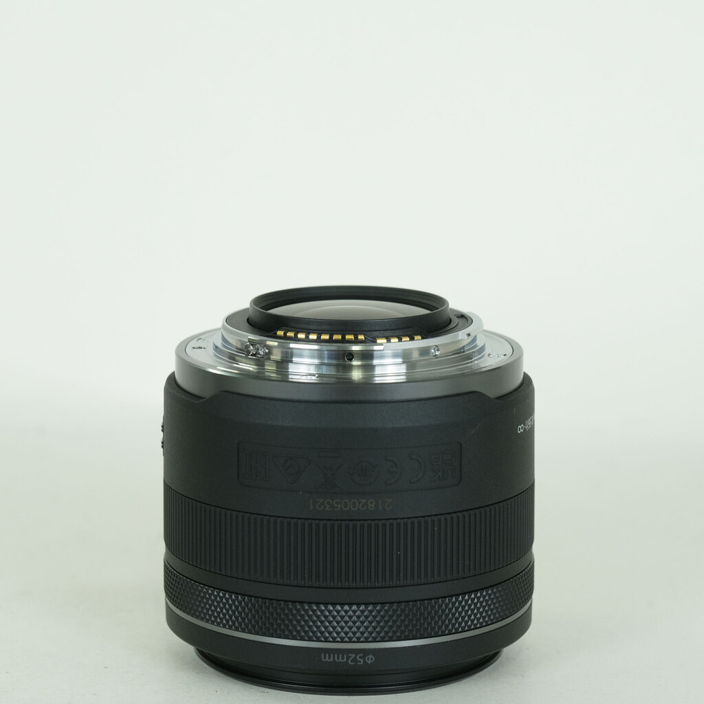 Canon RF35mm F1.8 MACRO IS STM