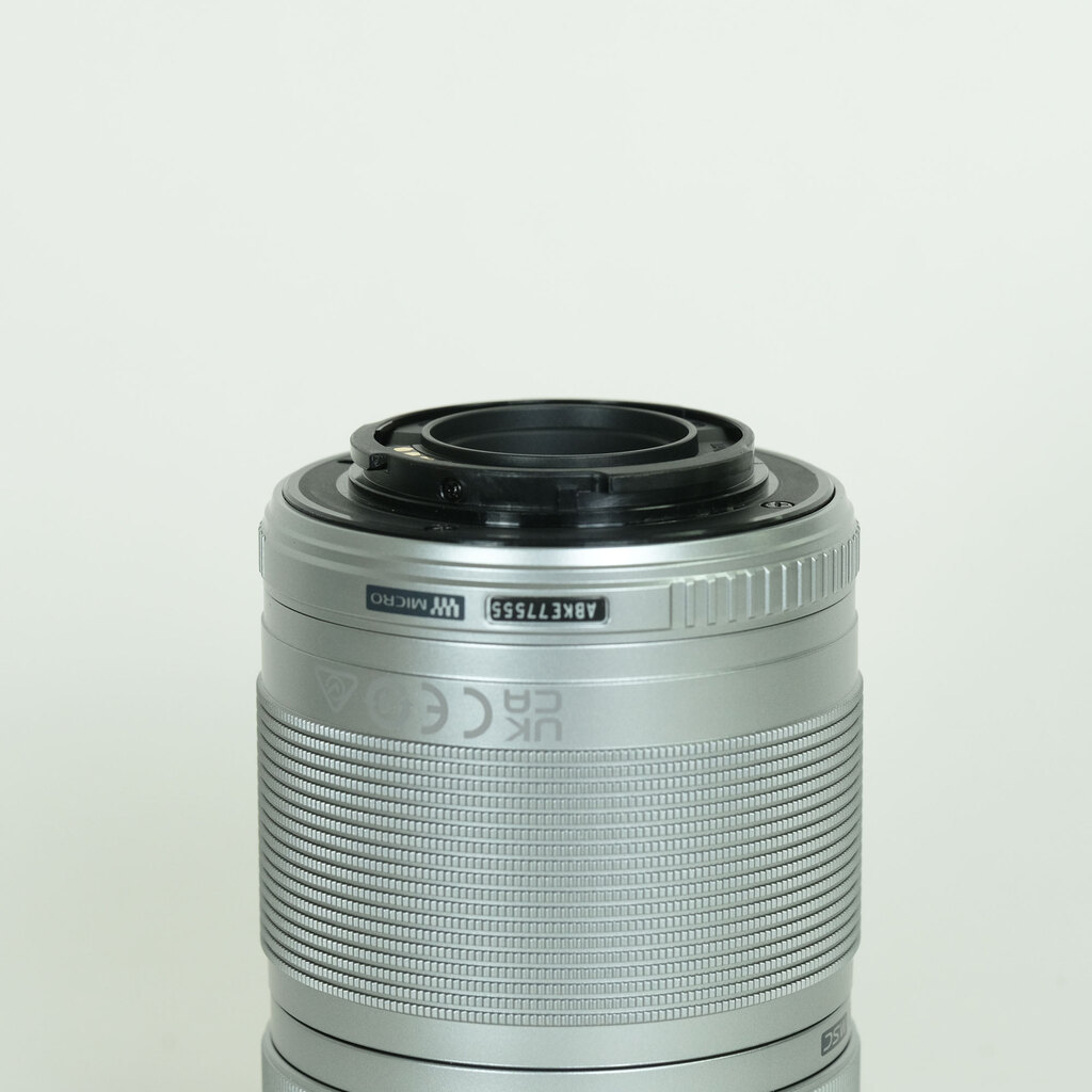 OM SYSTEM M.ZUIKO DIGITAL ED 40-150mm F4.0-5.6 R シルバー