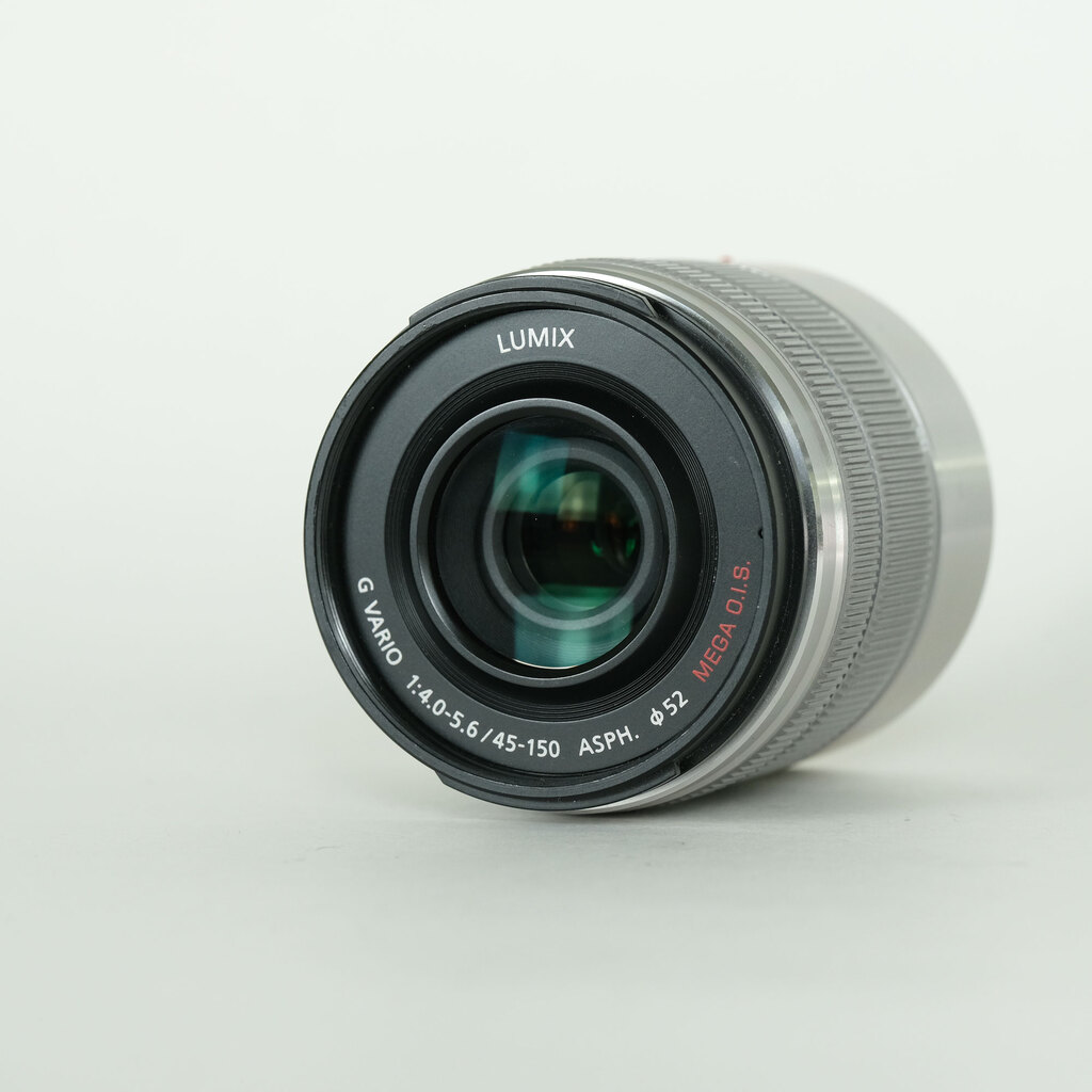 Panasonic LUMIX G VARIO 45-150mm / F4.0-5.6 ASPH. / MEGA O.I.S.