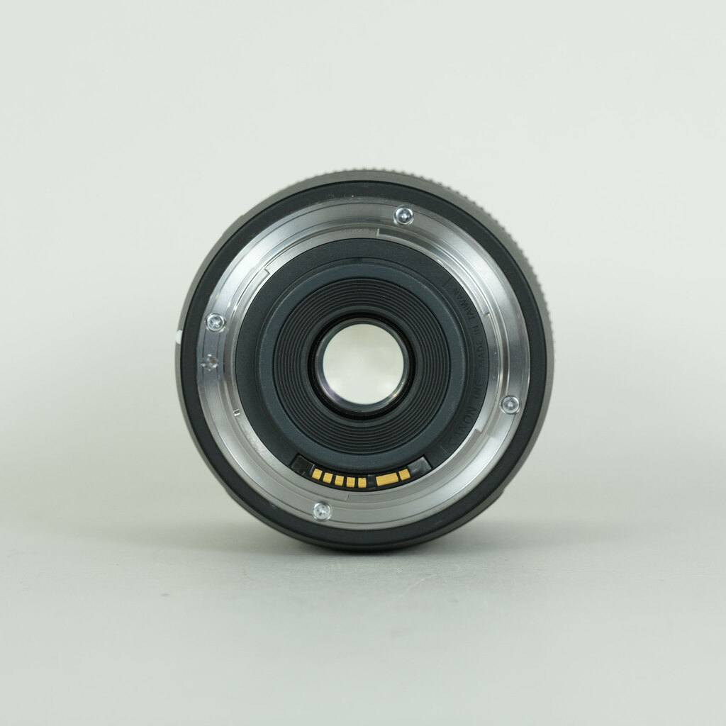 Canon EF-S18-135mm F3.5-5.6 IS USM Canon EF-S18-135mm F3.5-5.6 IS USM