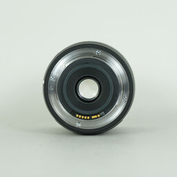 Canon EF-S18-135mm F3.5-5.6 IS USM Canon EF-S18-135mm F3.5-5.6 IS USM