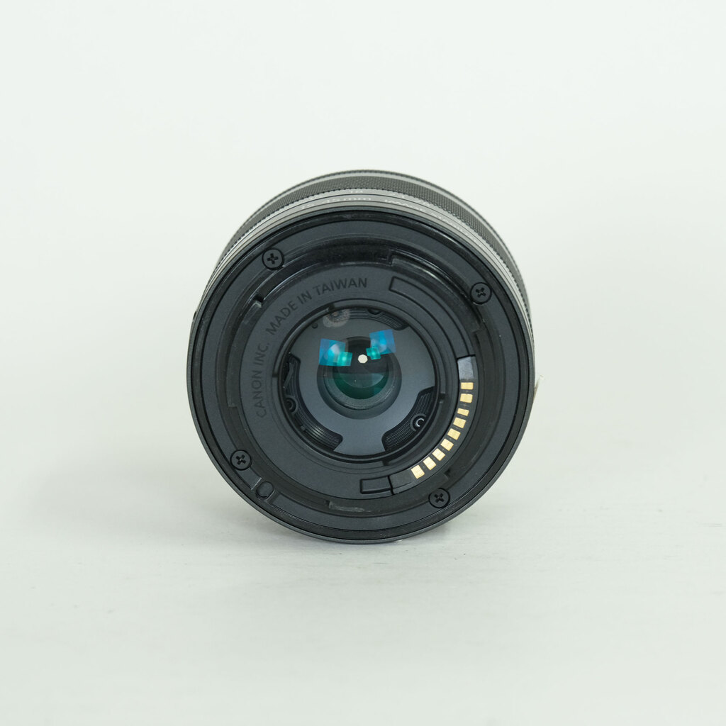 Canon EF-M15-45mm F3.5-6.3 IS STM