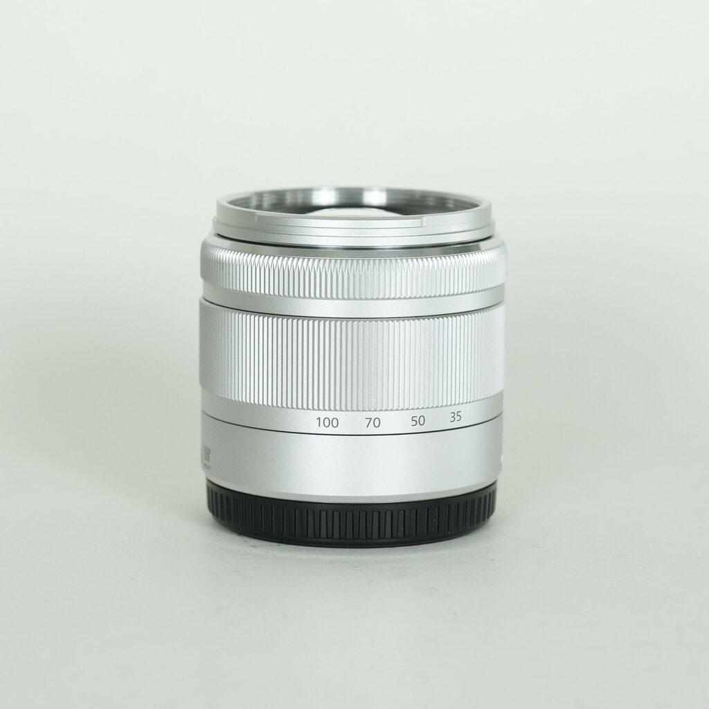 Panasonic LUMIX G VARIO 35-100mm / F4.0-5.6 ASPH. / MEGA O.I.S.