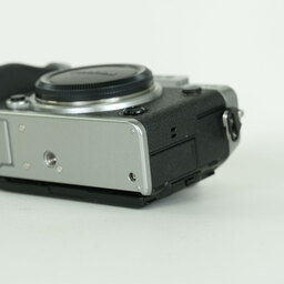 FUJIFILM X-T5