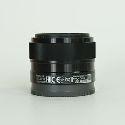 SONY E 35mm F1.8 OSS SEL35F18