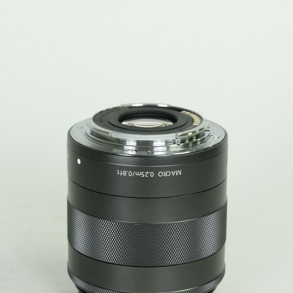 Canon EF-M18-55mm F3.5-5.6 IS STM