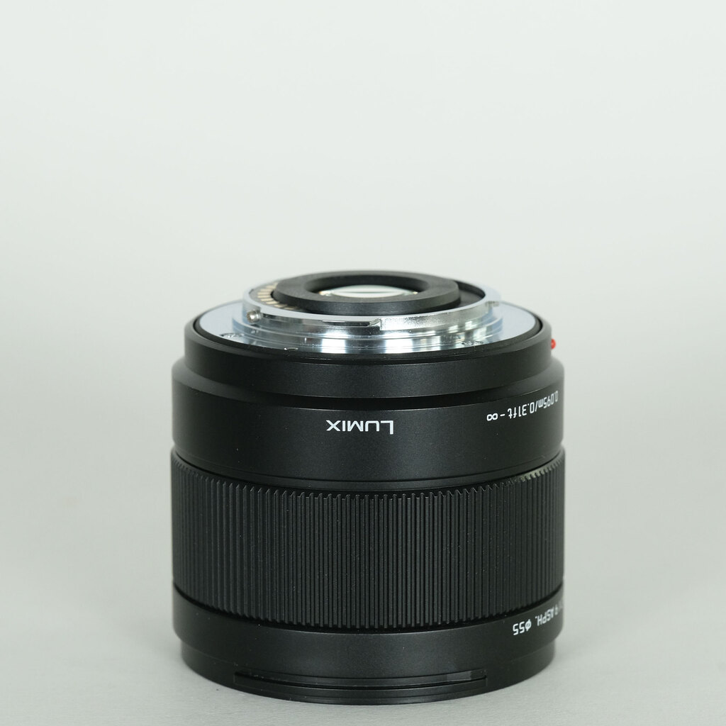 Panasonic LEICA DG SUMMILUX 9mm / F1.7 ASPH.