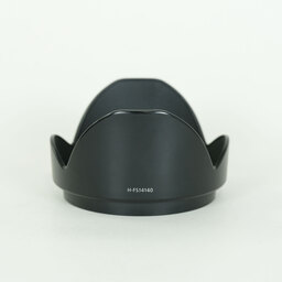 Panasonic LUMIX G VARIO 14-140mm / F3.5-5.6 II ASPH. / POWER O.I.S Panasonic LUMIX G VARIO 14-140mm / F3.5-5.6 II ASPH. / POWER O.I.S