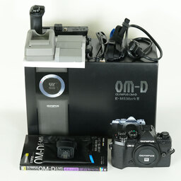 OLYMPUS OM-D E-M5 Mark III