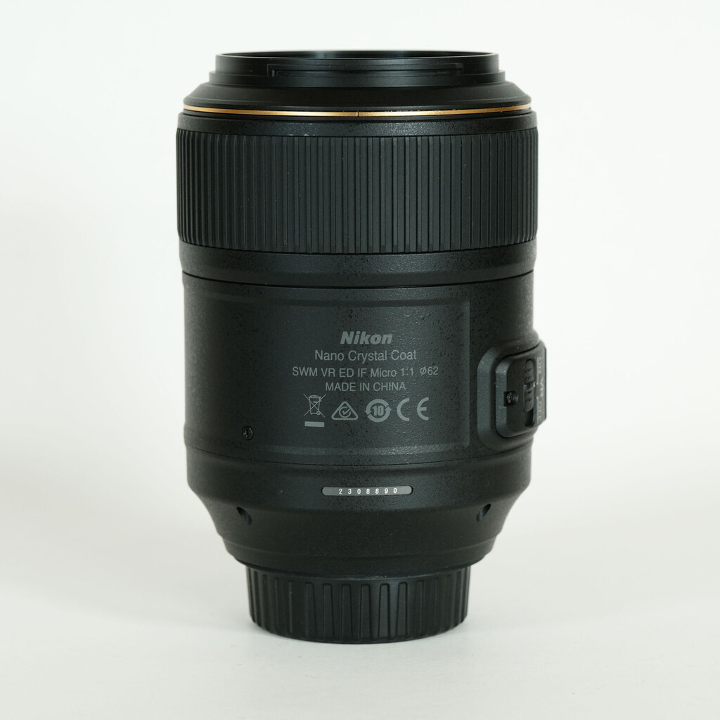 Nikon AF-S VR Micro-Nikkor 105mm f/2.8G IF-ED