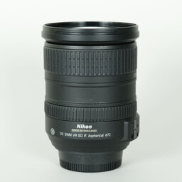 Nikon AF-S DX VR Zoom-Nikkor 18-200mm F3.5-5.6G IF-ED