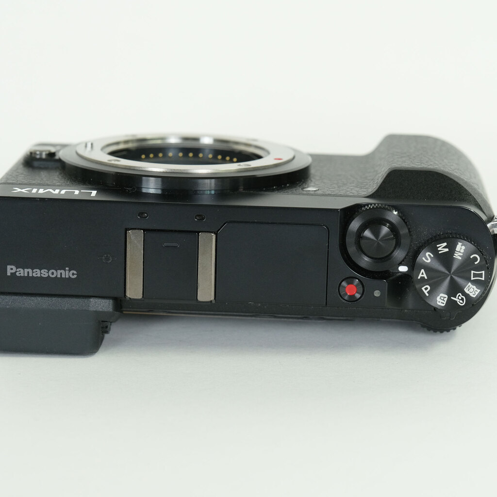 Panasonic LUMIX DMC-GX7MK2 ボディ ブラック