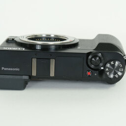 Panasonic LUMIX DMC-GX7MK2 ボディ ブラック