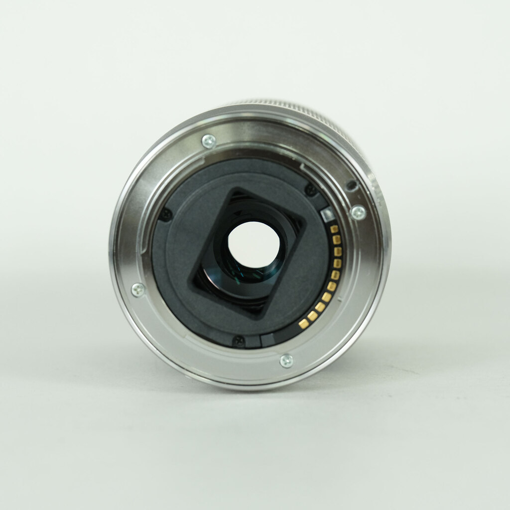 SONY E 55-210mm F4.5-6.3 OSS SEL55210の出品 | ONE SCENE（ワンシーン）
