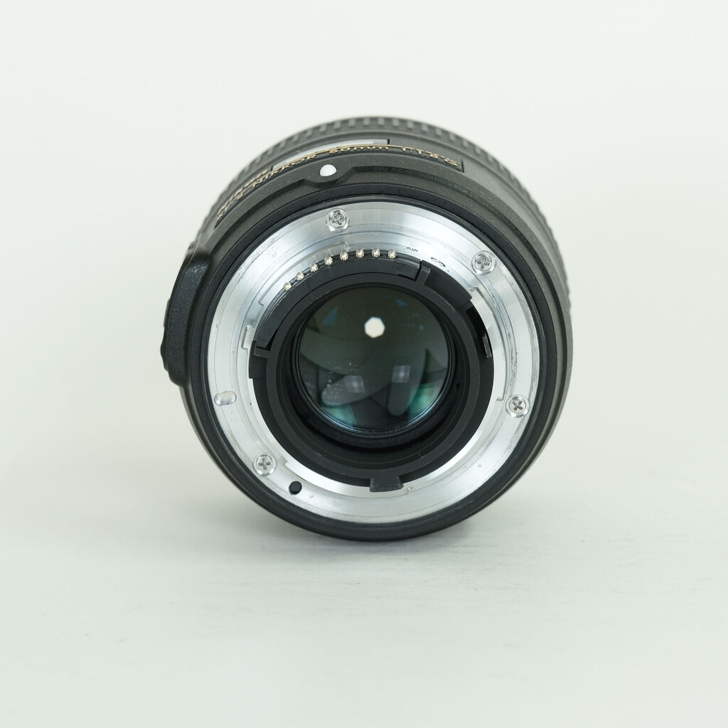 Nikon AF-S NIKKOR 50mm f/1.8G Nikon AF-S NIKKOR 50mm f/1.8G