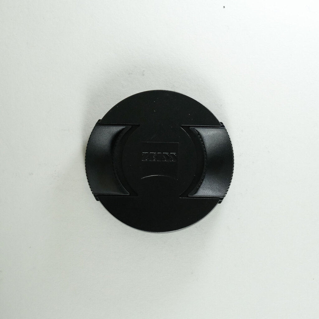 Carl Zeiss Distagon T* 18mm F4 ZM(ライカM用) ブラック Carl Zeiss Distagon T* 18mm F4 ZM(ライカM用) ブラック