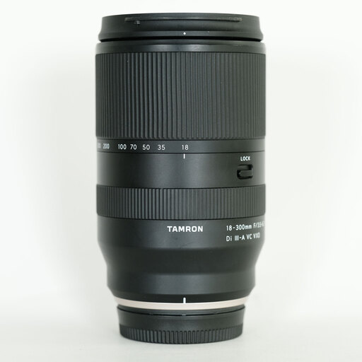 TAMRON 18-300mm F/3.5-6.3 Di III-A VC VXD (Model B061) [フジフイルムX用]