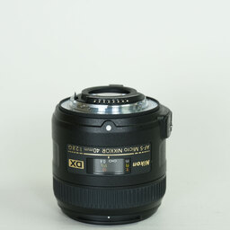 Nikon AF-S DX Micro NIKKOR 40mm f/2.8G