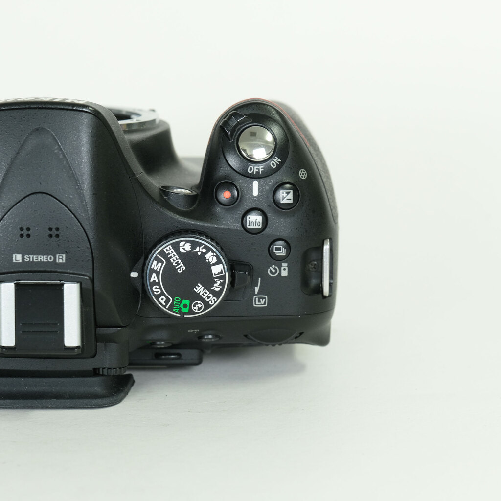 Nikon D5200 ボディ ブラック Nikon D5200 ボディ ブラック
