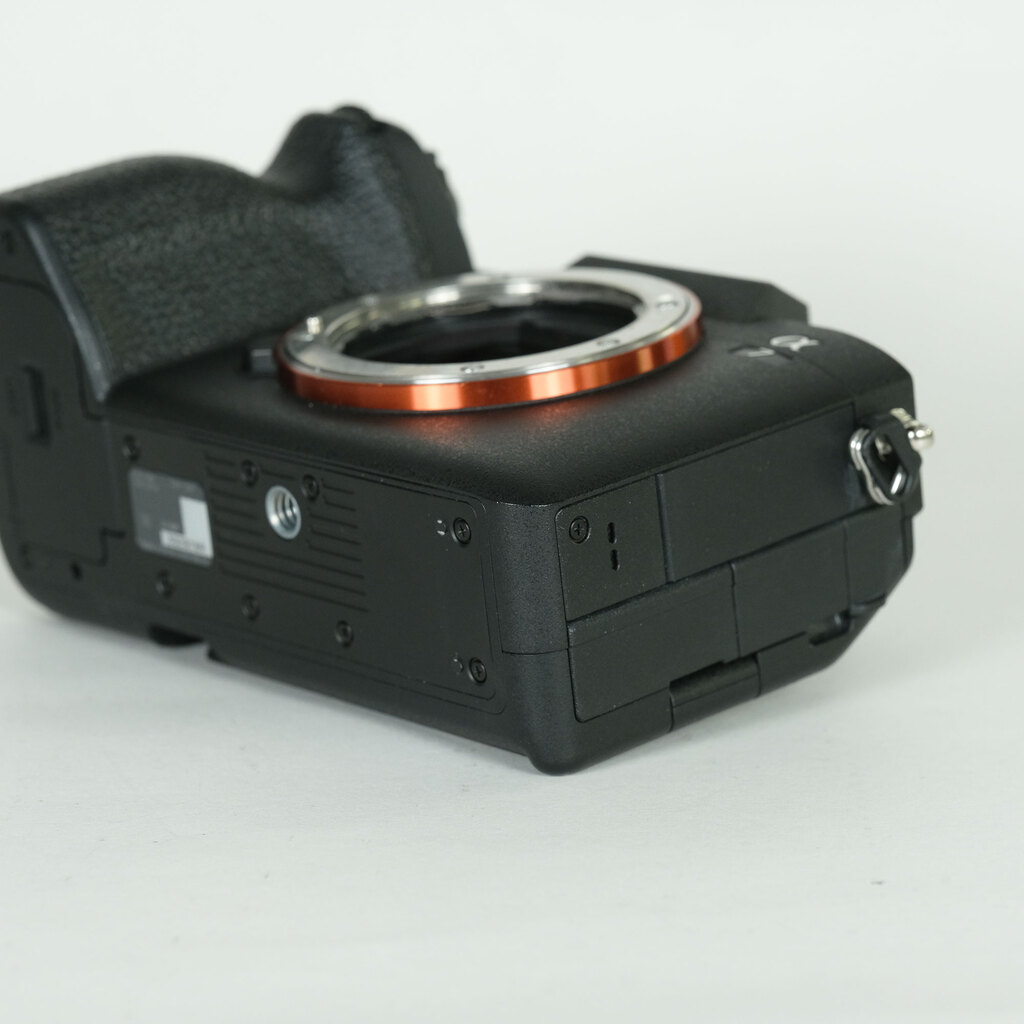 SONY α7 IV(ILCE-7M4) SONY α7 IV(ILCE-7M4)