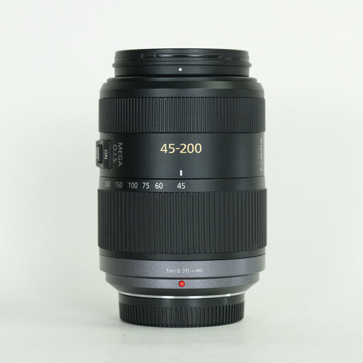 Panasonic LUMIX G VARIO 45-200mm F4.0-F5.6 MEGA O.I.S. H-FS045200 Panasonic LUMIX G VARIO 45-200mm F4.0-F5.6 MEGA O.I.S. H-FS045200