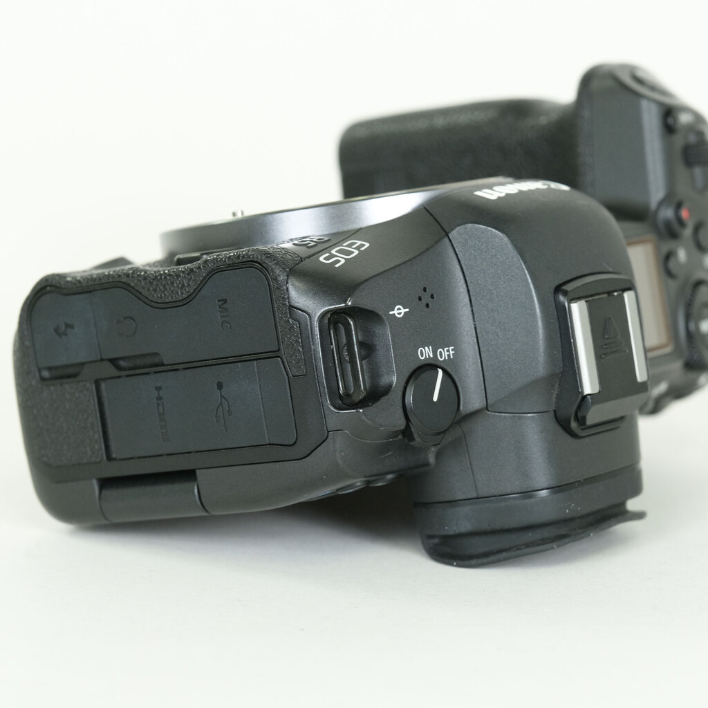Canon EOS R5