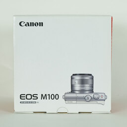 Canon EOS M100