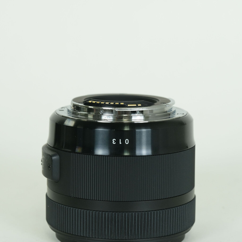 SIGMA 30mm F1.4 DC HSM | Art [キヤノン用]