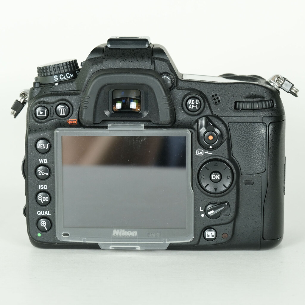 Nikon D7000