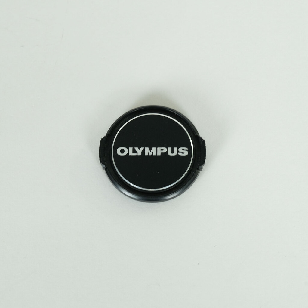 OLYMPUS M.ZUIKO DIGITAL 17mm F2.8 シルバー