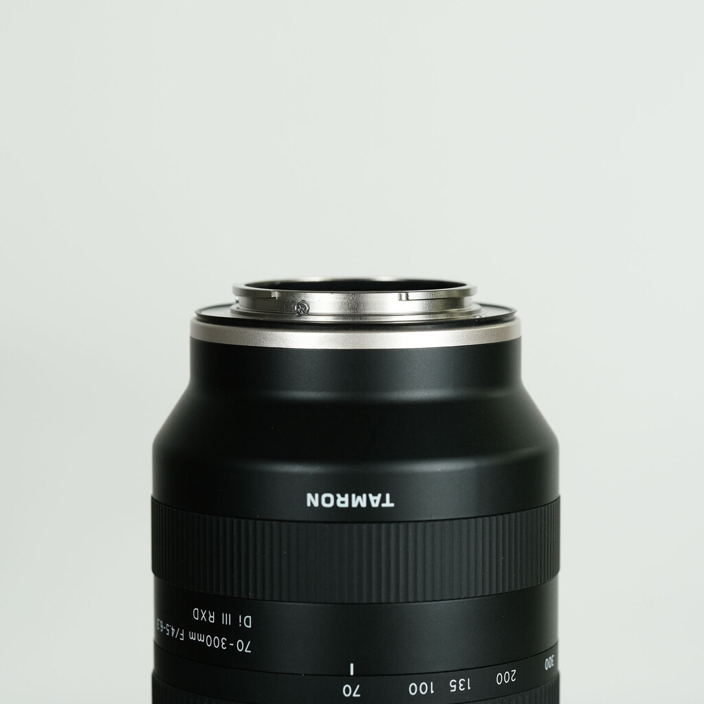 TAMRON 70-300mm F/4.5-6.3 Di III RXD (Model A047) [ソニーE用]