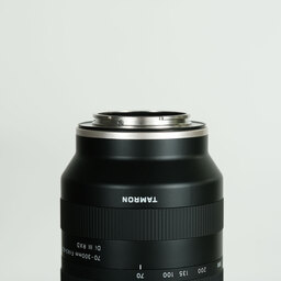 TAMRON 70-300mm F/4.5-6.3 Di III RXD (Model A047) [ソニーE用]