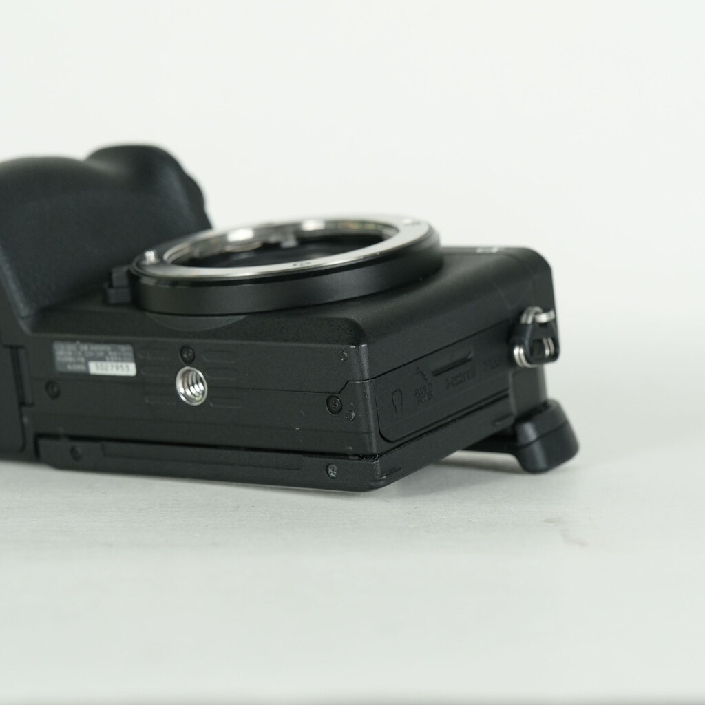 SONY α6600（ILCE-6600）の出品 | ONE SCENE（ワンシーン）