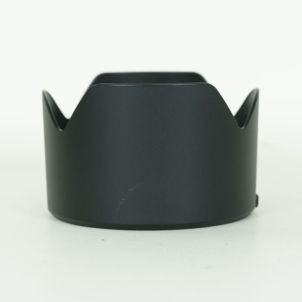 Canon RF50mm F1.2 L USM Canon RF50mm F1.2 L USM