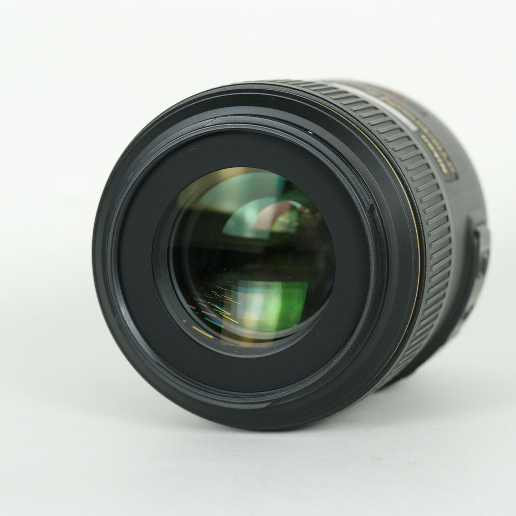 Nikon AF-S VR Micro-Nikkor 105mm f/2.8G IF-EDの出品 | ONE SCENE