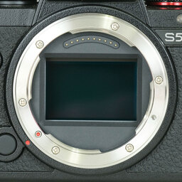 Panasonic LUMIX DC-S5