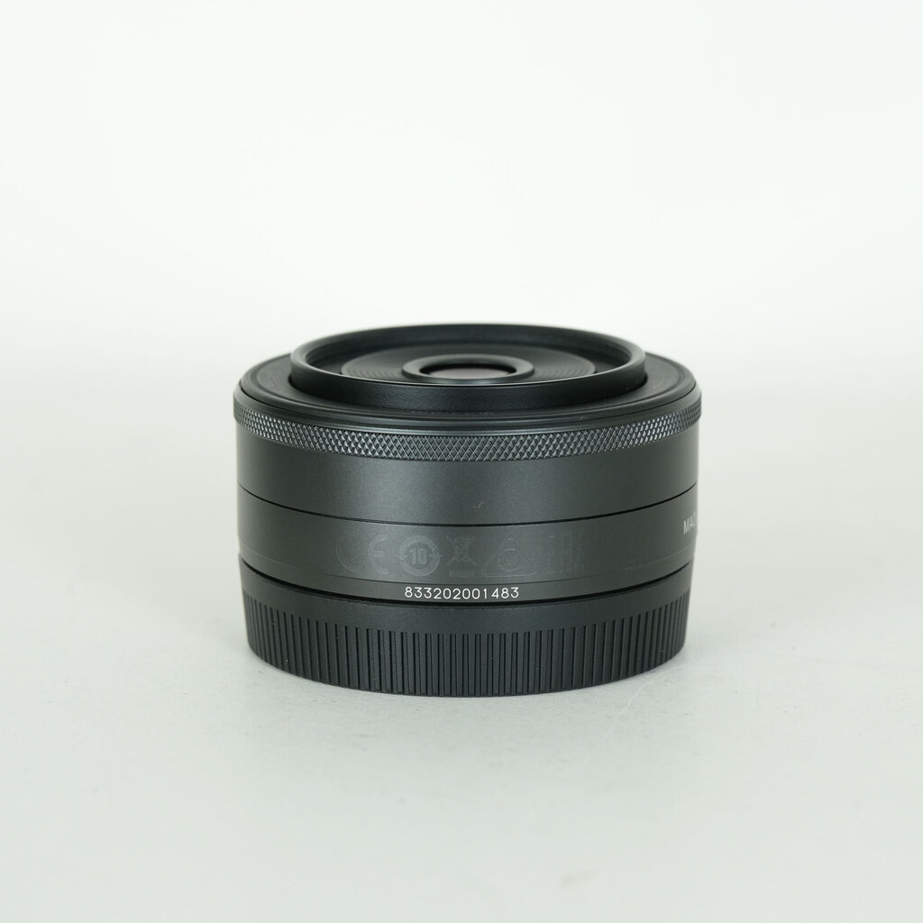 Canon EF-M22mm F2 STM