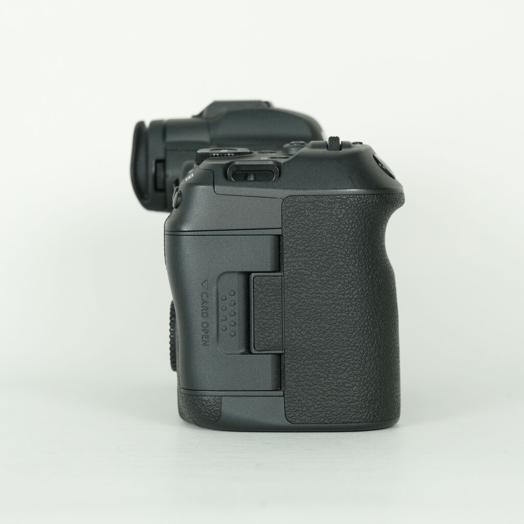 Canon EOS R5