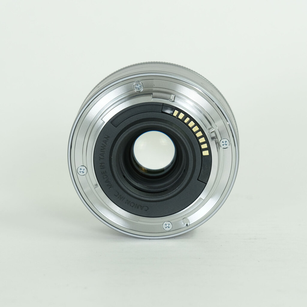 Canon EF-M22mm F2 STM