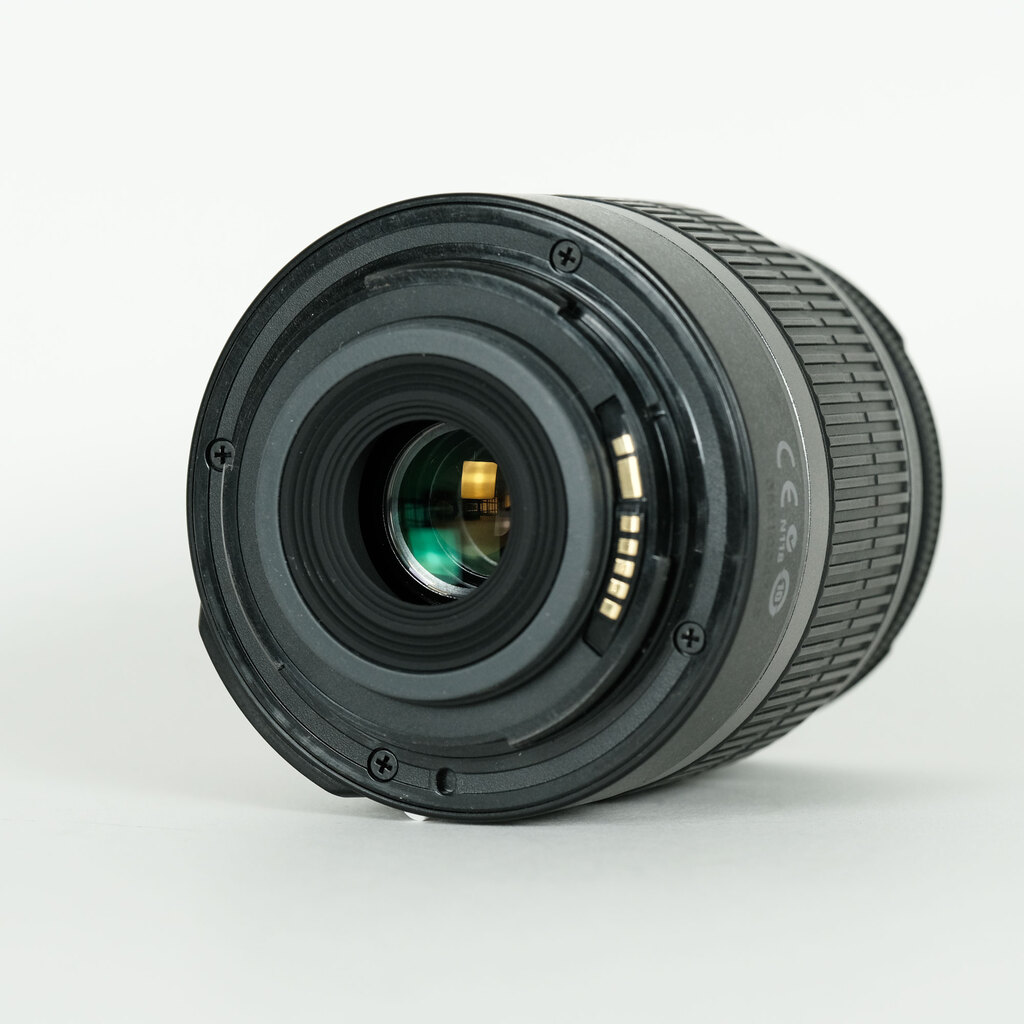 Canon EF-S18-55mm F3.5-5.6 IS