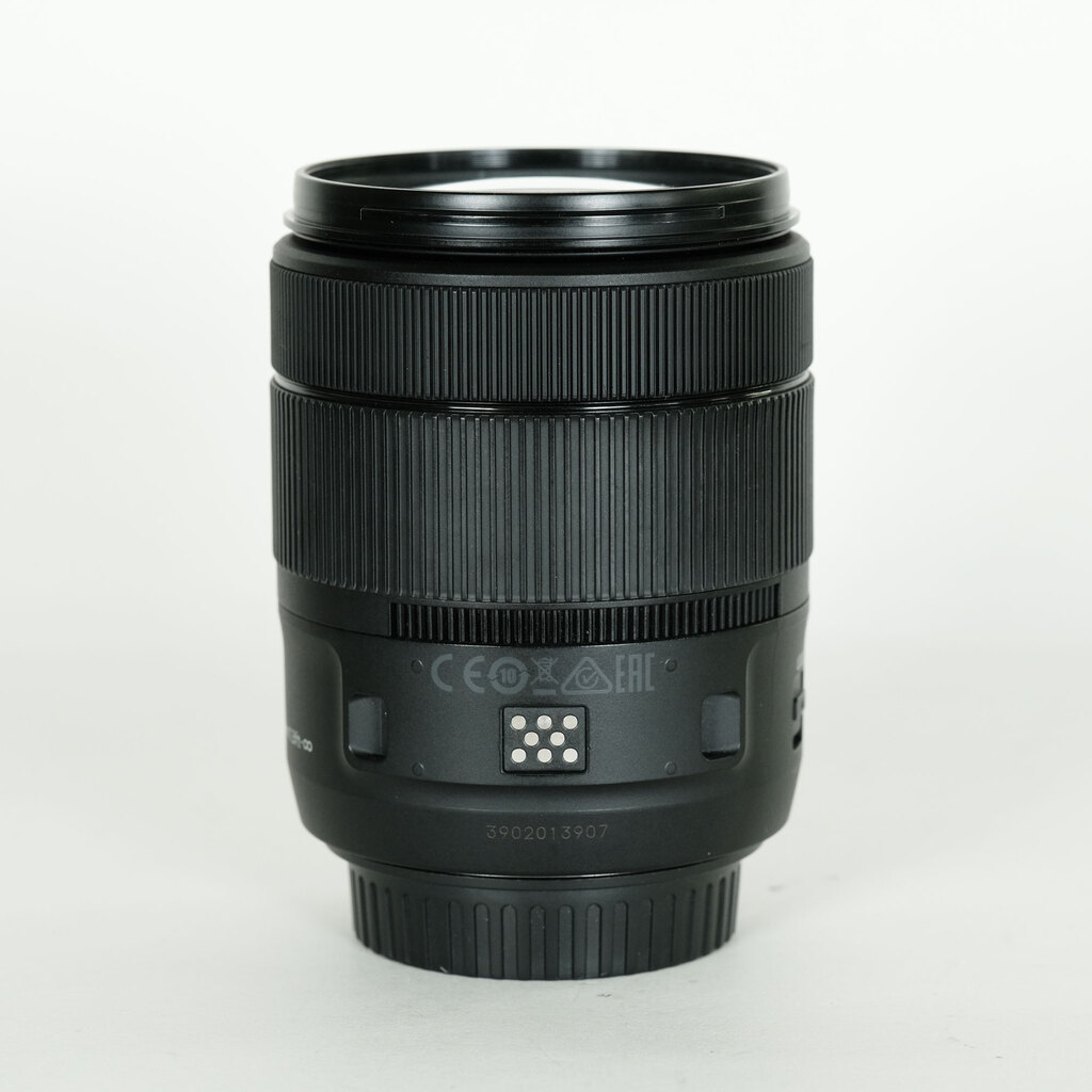 Canon EF-S18-135mm F3.5-5.6 IS USM