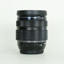 OLYMPUS M.ZUIKO DIGITAL ED 12-40mm F2.8 PRO OLYMPUS M.ZUIKO DIGITAL ED 12-40mm F2.8 PRO