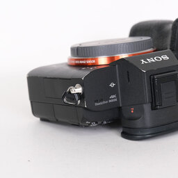 SONY α7 III（ILCE-7M3）