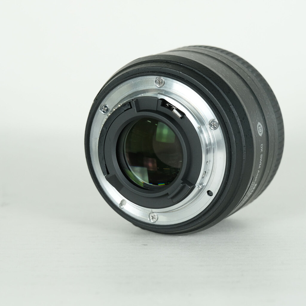 Nikon AF-S DX NIKKOR 35mm f/1.8Gの出品 | ONE SCENE（ワンシーン）