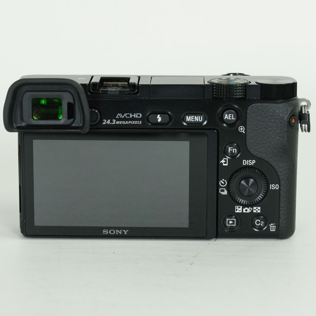 SONY α6000(ILCE-6000) SONY α6000(ILCE-6000)