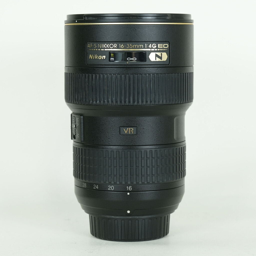 Nikon AF-S NIKKOR 16-35mm F4 G ED VR