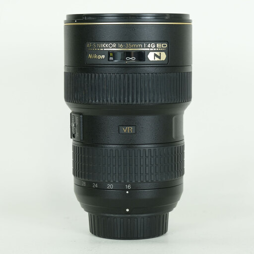 Nikon AF-S NIKKOR 16-35mm F4 G ED VR