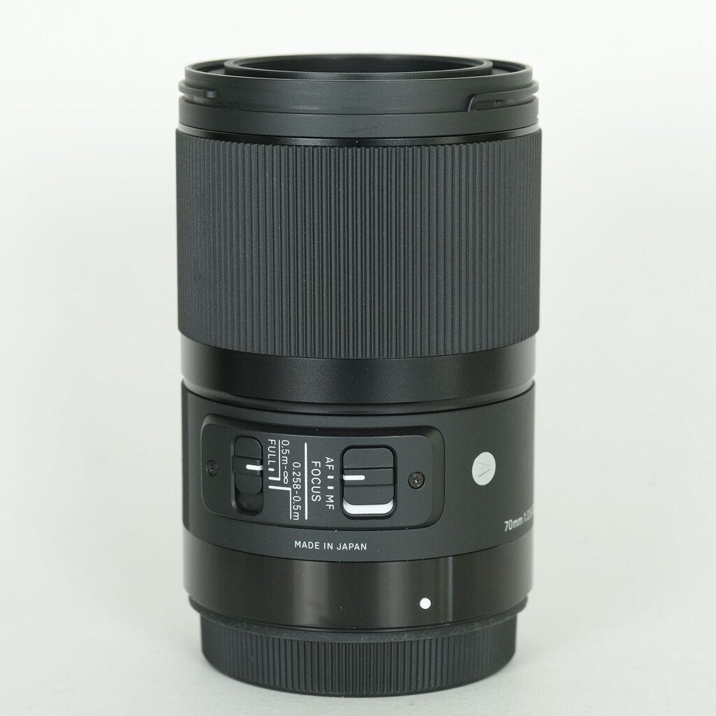 SIGMA 70mm F2.8 DG MACRO | Art [キヤノン用]の出品 | ONE SCENE