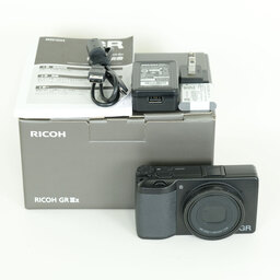 RICOH GR IIIx RICOH GR IIIx