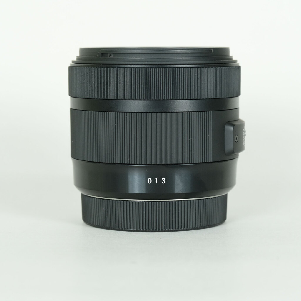 SIGMA 30mm F1.4 DC HSM | Art [�L���m���p]